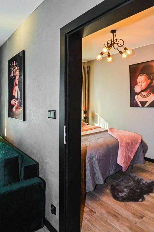 Apartament Loftspa Ustrzyki Dolne Ngoại thất bức ảnh